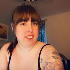 Meet your Posher, Cynthia